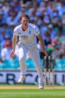 LONDON, ENGLAND JUNE 19 - Sonny Baker of England reacts during Day Three of the 2nd Rothesay Test Match game between England and New Zealand at Kia Oval on June 19, 2026 in London , England . (Photo by Keeran Marquis Sports Press Photo)  Copyright: xKeeranxMarquis SPPx Sportspressphoto_SPR170887