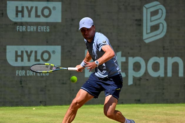 Raphael Collignon (BEL) prepares to return a ball on his forehand at the TERRA WORTMANN Open 2026, Tennis, ATP, Mens 500, Tournament, Main Draw, Quarterfinals, June 19, 2026, TERRA WORTMANN Open 2026, Tennis, ATP, Men’s 500, Tournament, Main Draw, Quarterfinals, June 19, 2026, Halle,detected_source_language Copyright: xEibner-Pressefoto RobertxGertzenx EP_RGN