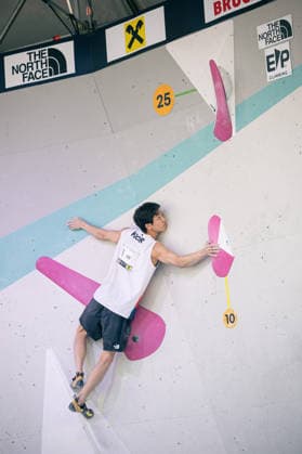 June 19, 2026 Climbing Bouldering World Climbing Series Innsbruck 2026 Mens Semifinals Dohyun Lee KOR Innsbruck Climbing Center Innsbruck, Austria,detected_source_language