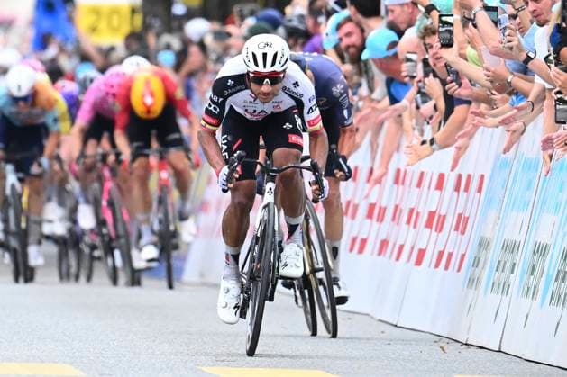 Tour de Suisse 2026 Stage 3 BAD RAGAZ, SWITZERLAND - JUNE 19 : Narvaez Jhonatan (ECU) of UAE Team Emirates XRG winner during stage 3 of the 89th edition of Tour de Suisse an UCI World Tour 2.UWT cycling road race stage for Men Elite of 157.9 km with start in Bad Ragaz and finish in Bad Ragaz on June 19, 2026 in Bad Ragaz, Switzerland, 19 06 2026 ( Motordriver Guy De Vuyst - Bad Ragaz Switzerland  Copyright: xVincentxKalutx