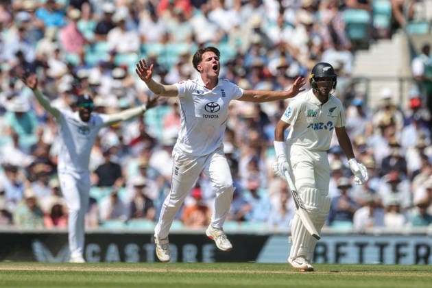 England v New Zealand - 2nd Rothesay Test Match: Day Three Sonny Baker of England appeals for the wicket of Henry Nicholls of New Zealand during the 2nd Rothesay Test Match Day 3 between England and New Zealand at The Kia Oval in London, United Kingdom, on June 19, 2026. Nicholls is not out. London London United Kingdom  Copyright: xNewsxImagesx originalFilename:cosgrove-2ndrothe260619_nptnu.jpg