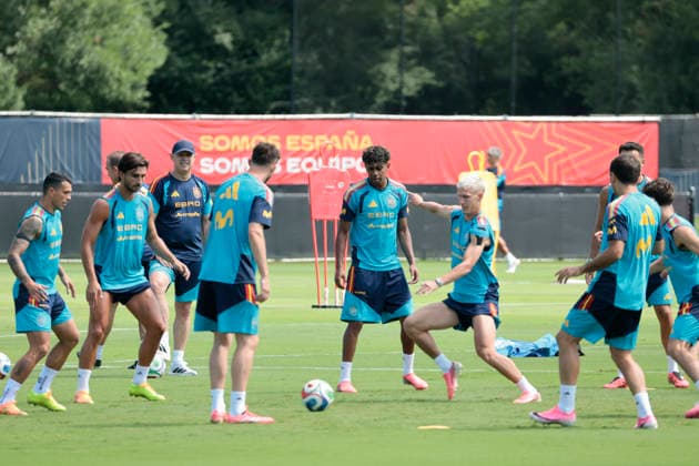 Spanish national soccer team players during the teams s training session in Chattanooga (Tennessee), 19 June 2026. Spanish national soccer team training session in US !ACHTUNG: NUR REDAKTIONELLE NUTZUNG!  Copyright: xLavandeiraxjrx GRAF1560 20260619-55020648899_1