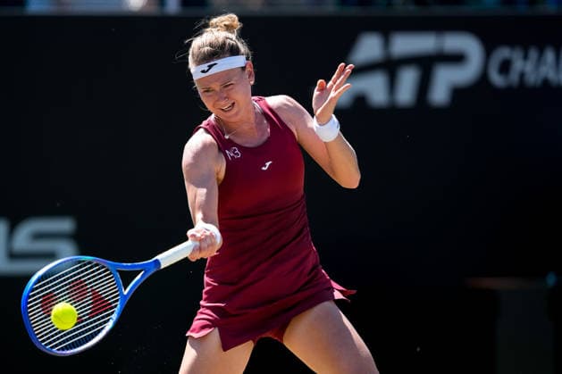 Lexus Nottingham Open - Day Five Marie Bouzkova in action during her quarter-final singles match at the 2026 Lexus Nottingham Open Women s tennis tournament at the Nottingham Tennis Centre in Nottingham, England, on June 19, 2026. Nottingham Great Britain United Kingdom  Copyright: xOwenxHammondx originalFilename:hammond-2026lexu260619_npadL.jpg