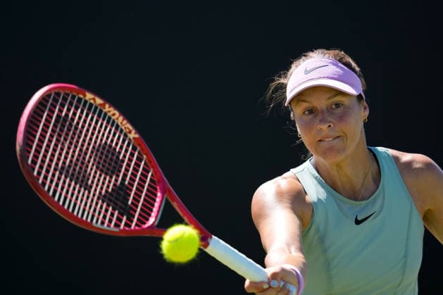 Lexus Nottingham Open - Day Five Tatjana Maria in action during her quarter-final singles match at the 2026 Lexus Nottingham Open Women s tennis tournament at the Nottingham Tennis Centre in Nottingham, England, on June 19, 2026. Nottingham Great Britain United Kingdom  Copyright: xOwenxHammondx originalFilename:hammond-2026lexu260619_npsAz.jpg