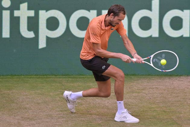 Daniil Medvedev June 19, 2026 ¢ Tennis ¢ TERRA WORTMANN OPEN ¢ ATP 500, heristo arena Halle Westfalen, TERRA WORTMANN OPEN, North Rhine-Westphalia, Germany,detected_source_language Copyright: xpepphotox xPeterxEppingerx pep00321, pep_20260619_hm_375825