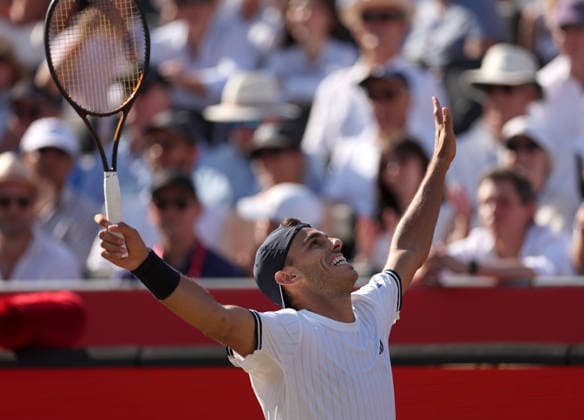 Francisco Cerundolo of Argentina celebrates HSBC Queen s Club Championships, Day Fourteen, Tennis, Queen s Club, West Kensington, London, UK - 19 Jun 2026London Queen s Club United Kingdom  Copyright: xEllaxLing Shutterstockx 16929306cf