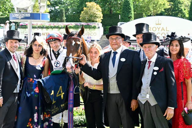 June 19, 2026, Ascot, Windsor, GBR Libertango with Billy Loughnane and his team after winning the Albany Stakes at Ascot Racecourse Horse, Jockey, Libertango, Loughnane, Victory 260619C906ROYAL ASCOT JPG,detected_source_language