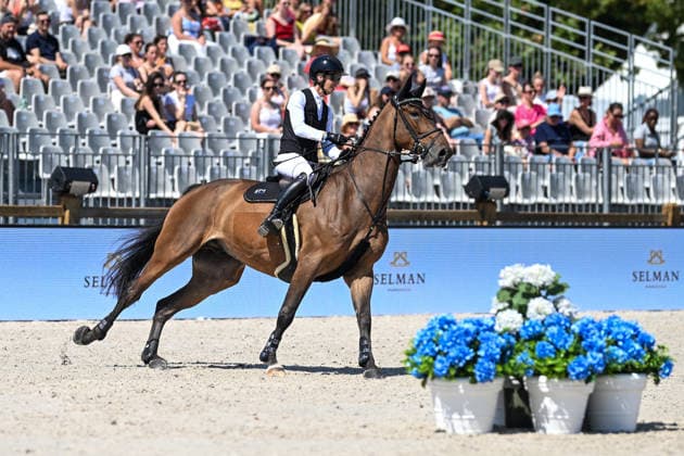 Isabelle Strom sur DIAMANT DE DEMET participe au Prix Selman Marrakech de de la 12ème édition Longines Paris Eiffel Jumping au pied de la Tour Eiffel sur le Champ-de-Mars à Paris, France, le 19 juin 2026. Perusseau-Veeren Bestimage Selman Marrakech Prize during the 12th edition of the Longines Paris Eiffel Jumping at Champ-de-Mars near Eiffel Tower in Paris, France, on June 19, 2026. Paris France  Copyright: xPerusseau-Veerenx xBestimagexPerusseau-Veerenx xBestimagex