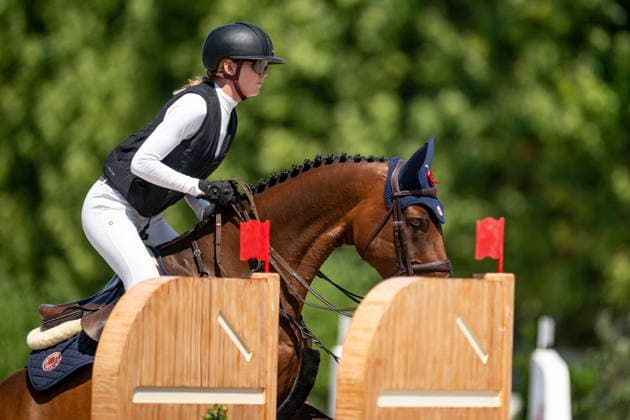 Daniela Casline sur CONSISTENT lors du Prix Selman Marrakech de la 12ème édition Longines Paris Eiffel Jumping au pied de la Tour Eiffel sur le Champ-de-Mars à Paris, France, le 19 juin 2026. Perusseau-Veeren Bestimage Selman Marrakech Prize during the 12th edition of the Longines Paris Eiffel Jumping at Champ-de-Mars near Eiffel Tower in Paris, France, on June 19, 2026. Paris France  Copyright: xPerusseau-Veerenx xBestimagexPerusseau-Veerenx xBestimagex