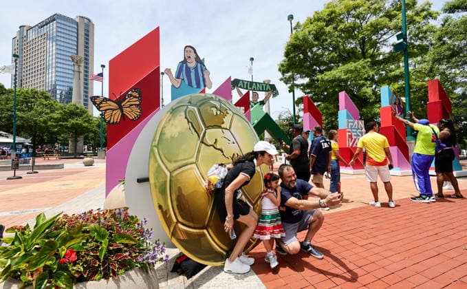 FIFA World Cup, WM, Weltmeisterschaft, Fussball 2026 - Fan Festival in Atlanta Fans arrive before the Group D match USA vs Australia during the FIFA World Cup 2026, at the Fan Festival in Atlanta, Georgia, USA, 19 June 2026. ATLANTA United States  Copyright: xRONALDxWITTEKx