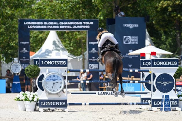 Kristen Vanderveen sur Bull Run s Jireh pendant le prix CSI5 1.60m GCL Individual Competition Presenté par Evian lors du 12ème édition Longines Paris Eiffel Jumping au pied de la Tour Eiffel sur le Champ-de-Mars à Paris, France, le 19 juin 2026. Perusseau-Veeren Bestimage CSI5 1.60m GCL Individual Competition prize presented by Evian at the 12th Longines Paris Eiffel Jumping event at the foot of the Eiffel Tower on the Champ-de-Mars in Paris, France, on June 19, 2026 Paris France  Copyright: xVeeren-Perusseau BestimagexVeeren-Perusseau Bestimagex