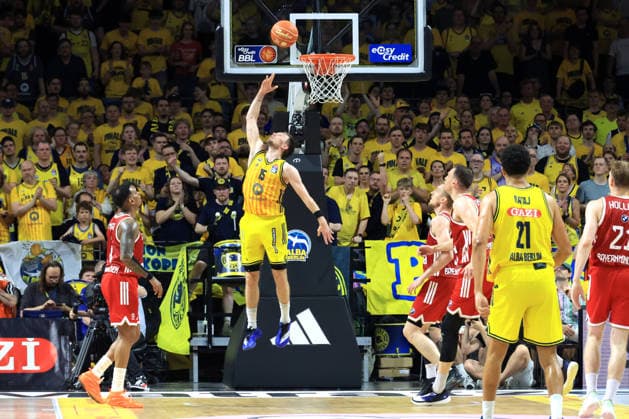 DEU, easyCredit BBL, ALBA vs. Bayern Muenchen, 19.06.2026, Max-Schmeling-Halle, Berlin, DEU, easyCredit BBL, ALBA vs. Bayern Muenchen, im Bild Martin Hermannsson (ALBA Berlin 15) *** GER, easyCredit BBL, ALBA vs. Bayern Munich, June 19, 2026, Max Schmeling Halle, Berlin, GER, easyCredit BBL, ALBA vs. Bayern Munich, pictured nordphotoxGmbHx xEngler nph00076