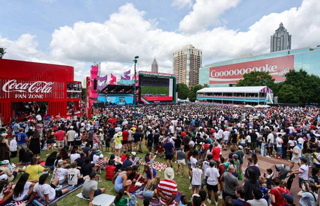 FIFA World Cup, WM, Weltmeisterschaft, Fussball 2026 - Fan Festival in Atlanta Fans gather to watch the Group D match USA vs Australia during the FIFA World Cup 2026, at the Fan Festival in Atlanta, Georgia, USA, 19 June 2026. ATLANTA United States  Copyright: xRONALDxWITTEKx