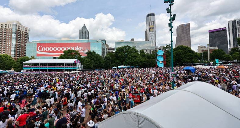 FIFA World Cup, WM, Weltmeisterschaft, Fussball 2026 - Fan Festival in Atlanta Fans gather to watch the Group D match USA vs Australia during the FIFA World Cup 2026, at the Fan Festival in Atlanta, Georgia, USA, 19 June 2026. ATLANTA United States  Copyright: xRONALDxWITTEKx