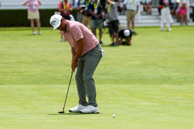 US Open Golf Championship - Round 2 Xander Schauffele of the US putts during the second round of the 2026 US Open golf tournament at the Shinnecock Hills Golf Club in Southampton, New York, USA, 19 June 2026. SOUTHAMPTON NEW YORK UNITED STATES  Copyright: xSARAHxYENESELx