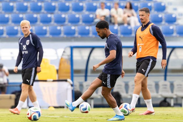 FOOTBALL - FIFA World Cup, WM, Weltmeisterschaft, Fussball 2026, preview SANTA BARBARA,CALIFORNIA,USA,19.JUN.26 - FOOTBALL - FIFA World Cup 2026, USA, Mexico, Canada, preview, Oesterreichischer Fussball-Bund, training team AUT. Image shows Xaver Schlager, Phillipp Mwene and Marco Friedl (AUT).  GEPAxpictures xArminxRauthner