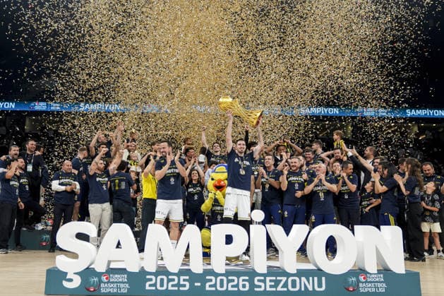 Fenerbahce Beko wins its 13th Turkish Basketball Super League championship ISTANBUL, TURKIYE - JUNE 19: Players of Fenerbahce Beko celebrate after defeating Besiktas GAIN in Game 4 of the Turkish Basketball Super League playoff finals at Sinan Erdem Sports Hall in Istanbul, Turkiye, on June 19, 2026. Fenerbahce Beko secured a 3-1 series victory with the win and claimed the Turkish Basketball Super League championship title. Arife Karakum Anadolu Istanbul Turkey. Editorial use only. Please get in touch for any other usage.  Copyright: x2026xAnadoluxArifexKarakumx