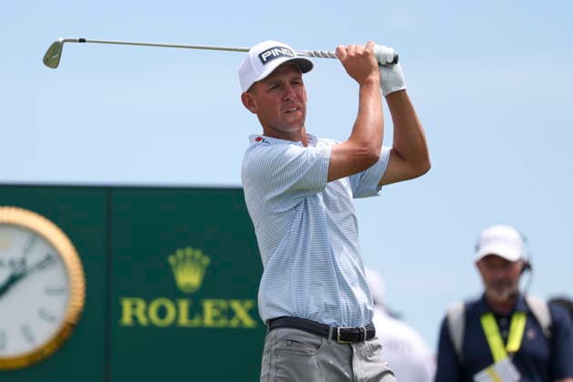 US Open Golf Championship - Round 2 Sam Stevens of the US watches his shot during the second round of the 2026 US Open golf tournament at the Shinnecock Hills Golf Club in Southampton, New York, USA, 19 June 2026. SOUTHAMPTON NEW YORK UNITED STATES  Copyright: xSARAHxYENESELx