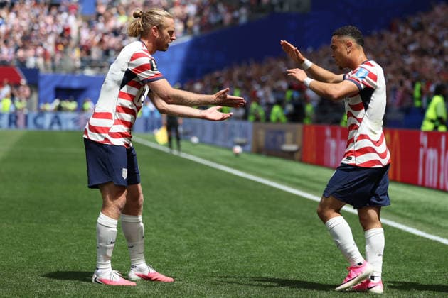 June 19, 2026, Seattle, Washington, USA: United States of America defender Tim Ream (13) and United States of America defender Auston Trusty (6) celebrate a goal in the first half of the game US national team, Nationalteam vs Australia National Team for the FIFA World Cup, WM, Weltmeisterschaft, Fussball match, at Seattle Stadium. US National Team Vs Australia National Team  - ZUMAl181 20260619_zsp_l181_030 Copyright: xMelissaxLevinx