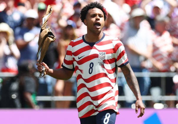 Weston McKennie of the United States celebrates after the US defeated Australia 2-0 in their FIFA World Cup, WM, Weltmeisterschaft, Fussball match at Lumen Field in Seattle, Washington, on Friday, June 19, 2026.  SEA20260619926 CHRISTIANxBRUNSKILL