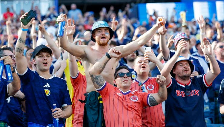 FIFA World Cup, WM, Weltmeisterschaft, Fussball 2026 - Group C - Scotland vs Morocco Scotland fans cheer pior to the FIFA World Cup 2026 group stage match Scotland against Morocco at Boston Stadium in Foxborough, Massachusetts, USA, 19 June 2026. FOXBOROUGH United States  Copyright: xGREGxM.xCOOPERx