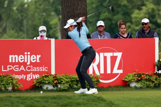 Meijer LPGA, Golf Damen Classic by Simply Give Belmont, MI - JUNE 19: Jing Yan of Texas hits from the 16th tee during the second round of the Meijer LPGA Classic by Simply Give at Blythefield Country Club on June 19, 2026 in Belmont, Michigan. Belmont Michigan United States  Copyright: xAmyxLemusx originalFilename:lemus-meijerlp260619_npNqY.jpg