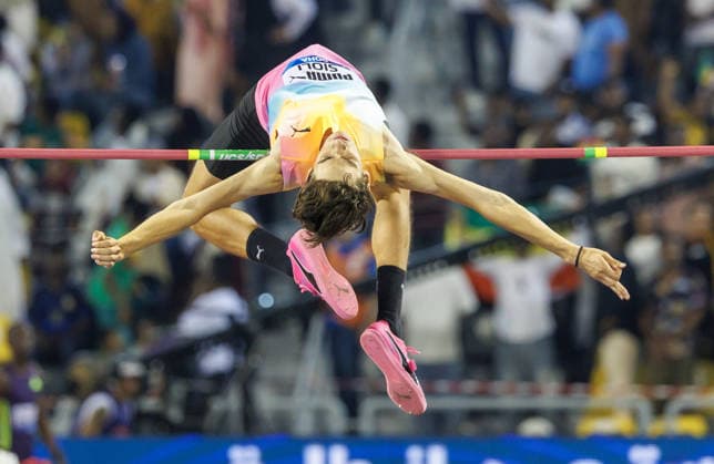 Diamond League Athletics in Doha DOHA, QATAR - JUNE 20: Italian athlete Matteo Sioli competes in the men s pole vault final during the Diamond League athletics meeting at the Suheim Bin Hamad Stadium in Doha, Qatar on June 20, 2026. Mohammed Dabbous Anadolu Doha Qatar. Editorial use only. Please get in touch for any other usage.  Copyright: x2026xAnadoluxMohammedxDabbousx