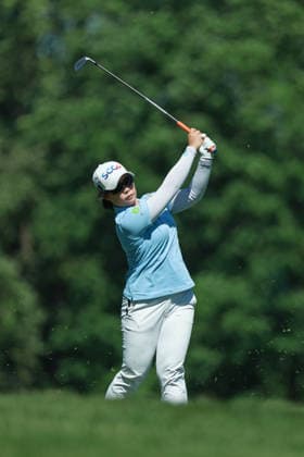 Meijer LPGA, Golf Damen Classic BELMONT, MICHIGAN - JUNE 19: Moriya Jutanugarn of Thailand plays her shot on the first hole during the second round of the Meijer LPGA Classic for Simply Give golf tournament at Blythefield Country Club in Belmont, MI, USA Friday, June 19, 2026. Belmont Michigan United States  Copyright: xJorgexLemusx originalFilename:lemus-meijerlp260619_npy7b.jpg
