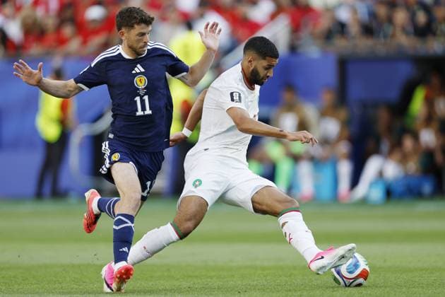 FOXBOROUGH - (LR Ryan Christie of Scotland, Ismael Saibari of Morocco during the FIFA World Cup, WM, Weltmeisterschaft, Fussball 2026 Group C match between Scotland and Morocco at Boston Stadium on June 20, 2026 in Foxborough, United States. MAURICE VAN STEEN ANP FIFA World Cup 2026 2026 xVIxANPxSportx xMauricexvanxSteenxIVx 561461690 originalFilename: 561461690.jpg