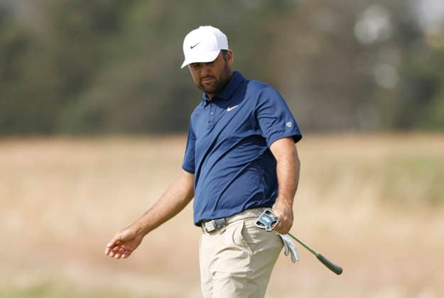 Scottie Scheffler reacts after a putt on the 16th hole in the second round of the 126th U.S. Open Golf Championship at Shinnecock Hills Golf Club in Southampton, NY on Friday, June 19, 2026.  NYC202606191020 JOHNxANGELILLO