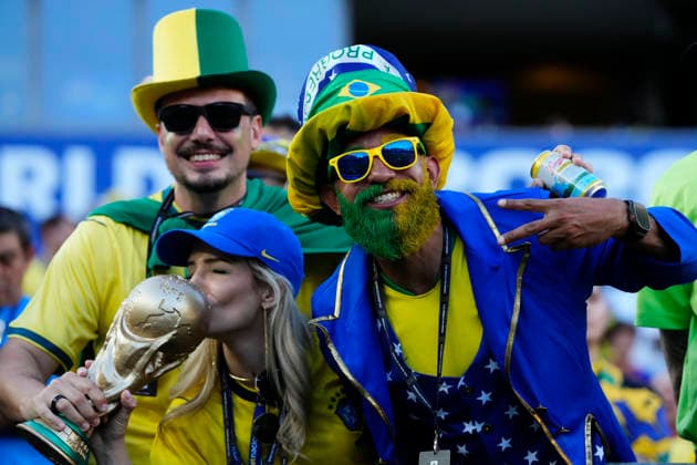 Brazil v Haiti: Group C - FIFA World Cup, WM, Weltmeisterschaft, Fussball 2026 Supporters of Brazil pose for the photoduring the FIFA World Cup 2026 Group C match between Brazil and Haiti at Philadelphia Stadium on June 19, 2026 in Philadelphia, Pennsylvania. Philadelphia PA United States  Copyright: xJosexBretonx originalFilename:bretonhernandez-brazilvh260619_npiZY.jpg