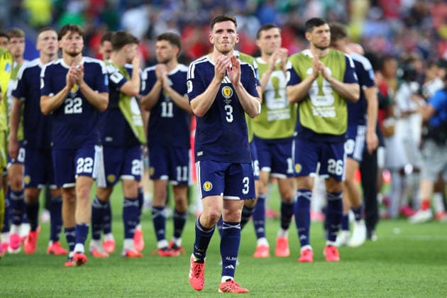 FIFA World Cup, WM, Weltmeisterschaft, Fussball 2026: Scotland v Morocco BOSTON, USA - 19th June 2026: Andy Robertson of Scotland applauds the fans after the FIFA World Cup 2026 Group C match between Scotland and Morocco at Boston Stadium Boston Boston Stadium United States of America Copyright: xCraigxMercerx xPeakxActionxPhotosx
