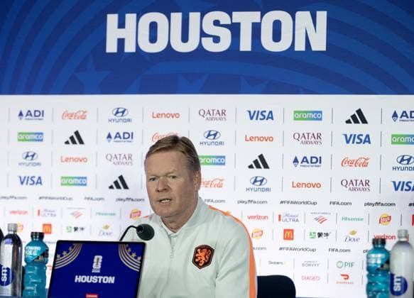 HOUSTON, 19-06-2026, Houston Stadium, press conference, PK, Pressekonferenz of the Netherlands on MD-1 before the match against Sweden World Cup 2026 . Picture shows Ronald Koeman Netherlands in Houston (World Cup 2026)  x204482060x Copyright: