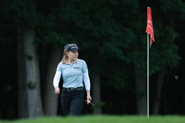 Meijer LPGA, Golf Damen Classic BELMONT, MICHIGAN - JUNE 19: Brooke Henderson of Canada plays her putt on the 7th green during the second round of the Meijer LPGA Classic for Simply Give golf tournament at Blythefield Country Club in Belmont, MI, USA Friday, June 19, 2026. Belmont Michigan United States  Copyright: xJorgexLemusx originalFilename:lemus-meijerlp260619_np4N9.jpg