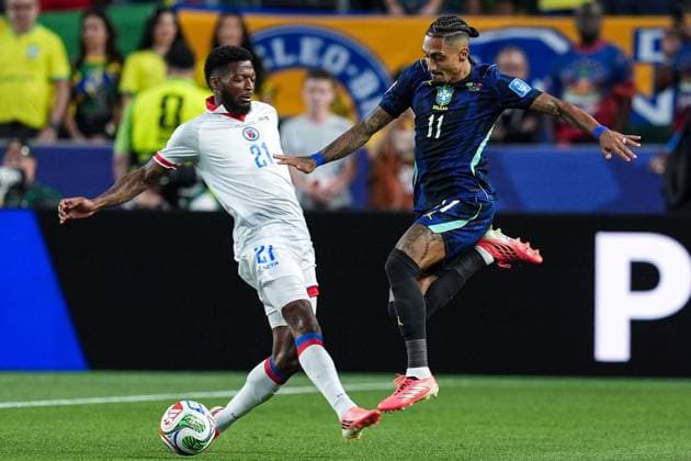 Raphinha of Brazil controls the ball Brazil v Haiti, 2026 FIFA World Cup, WM, Weltmeisterschaft, Fussball Group C, Football, Philadelphia Stadium, Philadelphia, Pennsylvania, USA - 19 Jun 2026Philadelphia Philadelphia Stadium Pennsylvania (PA) United States of America  Copyright: xIsmaelxAdnan Shutterstockx 16936842bh