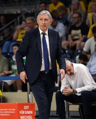 Head Coach Svetislav Pesic, Assistant Coach Emir Mutapcic, Upper Body Action, Sports, Basketball, BBL, Bundesliga, Mens Playoff Final Game 4, 2025–2026 Season, June 19, 2026, ALBA Berlin vs. Bayern Munich,detected_source_language