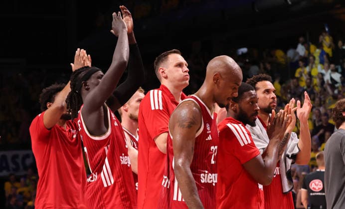 Wenyen Gabriel, Johannes Voigtmann, Isiaha Mike, Bayern Team Disappointed After the Game Disappointment Sports Basketball BBL Bundesliga Mens Playoff Final Game 4 Season 2025–2026 June 19, 2026 ALBA Berlin vs. Bayern Munich,detected_source_language