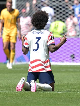 FIFA World Cup, WM, Weltmeisterschaft, Fussball 2026 United States Vs Australia held at the Seattle Stadium in Seattle, USA -19 Jun 2026 Chris Richards of United States men football team seen in action during the FIFA World Cup 2026 first stage Group D match between USA and Australia held at the Seattle Stadium. Final score; USA 2:0 Australia. Seattle United States Copyright: xLuisxVeniegrax xSOPAxImagesx 20260619_FIFAWC26_LuisVeniegra9069