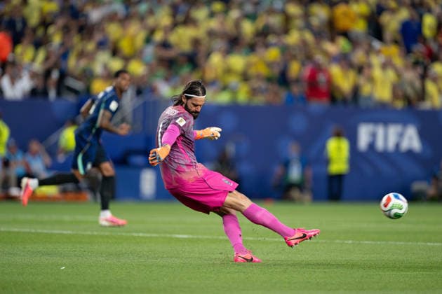 June 19, 2026, Philadelphia, Pennsylvania, United States: Brazil goalie, ALISSON BECKER (1) in action during the group C World Cup match against Haiti at Philadelphia Stadium World Cup 2026: Brazil 3 : )Haiti  - ZUMArf1_ 20260619_zaf_rf1_003 Copyright: xRickyxFitchettx