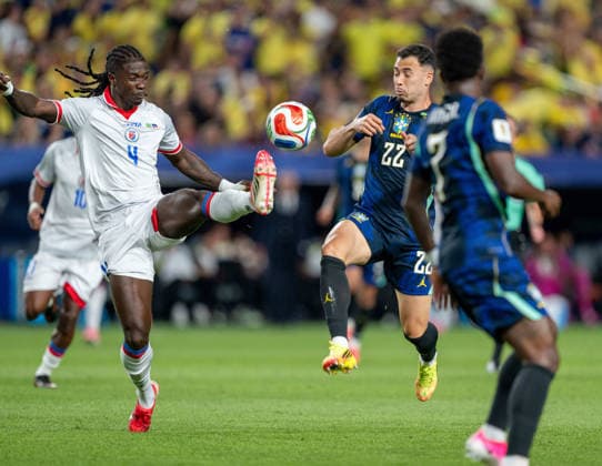 June 19, 2026, Philadelphia, Pennsylvania, United States: Brazil RICARDO ADE (4) in action during the group C World Cup match against Brazil GABRIEL MARTINELLI (22) at Philadelphia Stadium World Cup 2026: Brazil 3 : )Haiti  - ZUMArf1_ 20260619_zaf_rf1_015 Copyright: xRickyxFitchettx