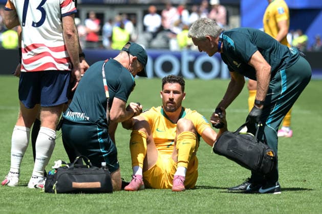 June 19, 2026, Seattle, Washington, United States: Mathew Leckie (C) of Australia men football team seen in action during the FIFA World Cup, WM, Weltmeisterschaft, Fussball 2026 first stage Group D match between USA and Australia held at the Seattle Stadium. Final score; USA 2:0 Australia. FIFA World Cup 2026 United States Vs Australia Held At The Seattle Stadium In Seattle, USA -19 Jun 2026  - ZUMAs197 20260619_aaa_s197_194 Copyright: xLuisxVeniegrax
