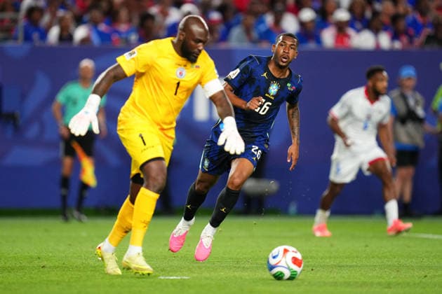 June 19, 2026: Brazil Forward Rayan (26) chases the ball during the second half of a World Cup Match against Haiti at Philadelphia Stadium in Philadelphia, Pennsylvania. CSM Philadelphia United States of America - ZUMAc04_ 20260619_zma_c04_153 Copyright: xKylexRoddenx
