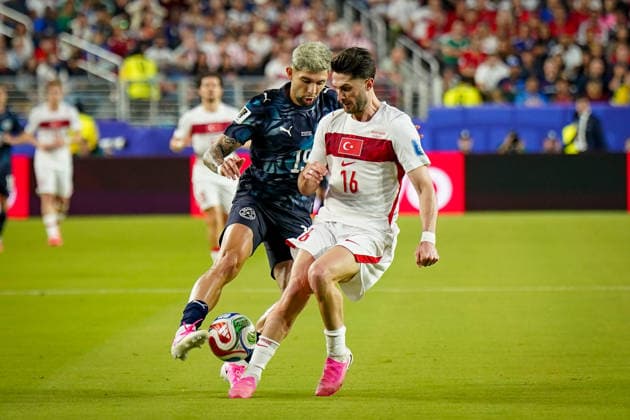 USA Soccer 2026 FIFA World Cup Group Stage Group D Turkey vs. Paraguay Levi’s Stadium Santa Clara, San Francisco Bay Area, Santa Clara County, California Agustín Sández Agustín Sández Paraguay, 19 Irfan Can KAHVECI Irfan Can KAHVECI Turkey 16,detected_source_language Copyright: xJOERANxSTEINSIEKx