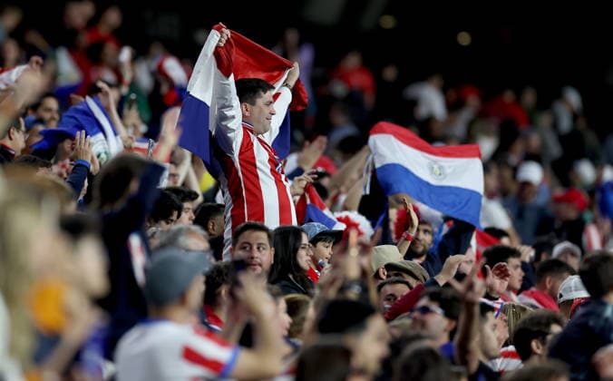 FIFA World Cup, WM, Weltmeisterschaft, Fussball 2026 - Group D - Turkey vs Paraguay Fans of Paraguay celebrate after the FIFA World Cup 2026 group stage match Turkey against Paraguay, in San Francisco, USA, 19 June 2026. Paraguay won 1-0. SAN FRANCISCO United States  Copyright: xBENJAMINxFANJOYx