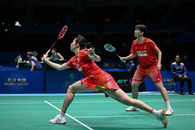 MACAO, CHINA - JUNE 19: Bao Lijing and Cao Zihan of China compete in the Women s Doubles Quarterfinal match against Yi En Hsieh and Teng Chun Hsun of Chinese Taipei on day 4 of Macao Open Badminton 2026 at Macao East Asian Games Dome on June 19, 2026 in Macao, China.  Copyright: xVCGx 111649293707