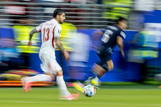 SANTA CLARA, CA - JUNE 19: Evren Eren ElmalÄ± 13 of Turkiye brings the ball down the field during the FIFA World Cup, WM, Weltmeisterschaft, Fussball 2026 Group D match between Turkiye and Paraguay on June 19, 2026 at San Francisco Bay Area Stadium in Santa Clara, CA. (Photo by Bob Kupbens Icon Sportswire) SOCCER: JUN 19 FIFA World Cup 26 Group D - Turkiye vs Paraguay EDITORIAL USE ONLY Icon260619058
