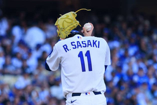 June 19, 2026, Los Angeles, California, USA: Roki Sasaki 11 of the Los Angeles Dodgers during a regular season MLB, Baseball Herren, USA game against the Baltimore Orioles on Friday June 19, 2026 at Dodger Stadium in Los Angeles, California. Dodgers defeat Orioles, 6-5. JAVIER ROJAS PI Los Angeles USA - ZUMAp124 20260619_zaa_p124_002 Copyright: xJavierxRojasx