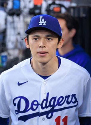 June 19, 2026, Los Angeles, California, USA: Roki Sasaki 11 of the Los Angeles Dodgers during a regular season MLB, Baseball Herren, USA game against the Baltimore Orioles on Friday June 19, 2026 at Dodger Stadium in Los Angeles, California. Dodgers defeat Orioles, 6-5. JAVIER ROJAS PI Los Angeles USA - ZUMAp124 20260619_zaa_p124_026 Copyright: xJavierxRojasx