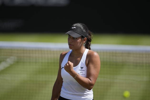 Lexus Nottingham Open - Day Five Nottingham, England 19 Jun 2026 Jessica Bouzas Maneiro in action during their Quarter final Singles match at the 2026 Lexus Nottingham Open Women s tennis tournament taking place at the Nottingham Tennis Centre, Nottingham, England. Nottingham Great Britain United Kingdom  Copyright: xOwenxHammondx originalFilename:hammond-2026lexu260619_npFEx.jpg