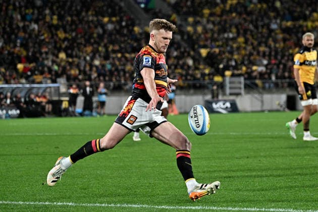 SUPER RUGBY FINAL, Damian McKenzie of the Chiefs in action during the Super Rugby Pacific final match between the Wellington Hurricanes and the Waikato Chiefs at Hnry Stadium in Wellington, New Zealand, Saturday, June 20, 2026. ( NO ARCHIVING, EDITORIAL USE ONLY, AUSTRALIA USE ONLY WELLINGTON NEW ZEALAND  Copyright: xMasanorixUdagawax 20260620147790647566